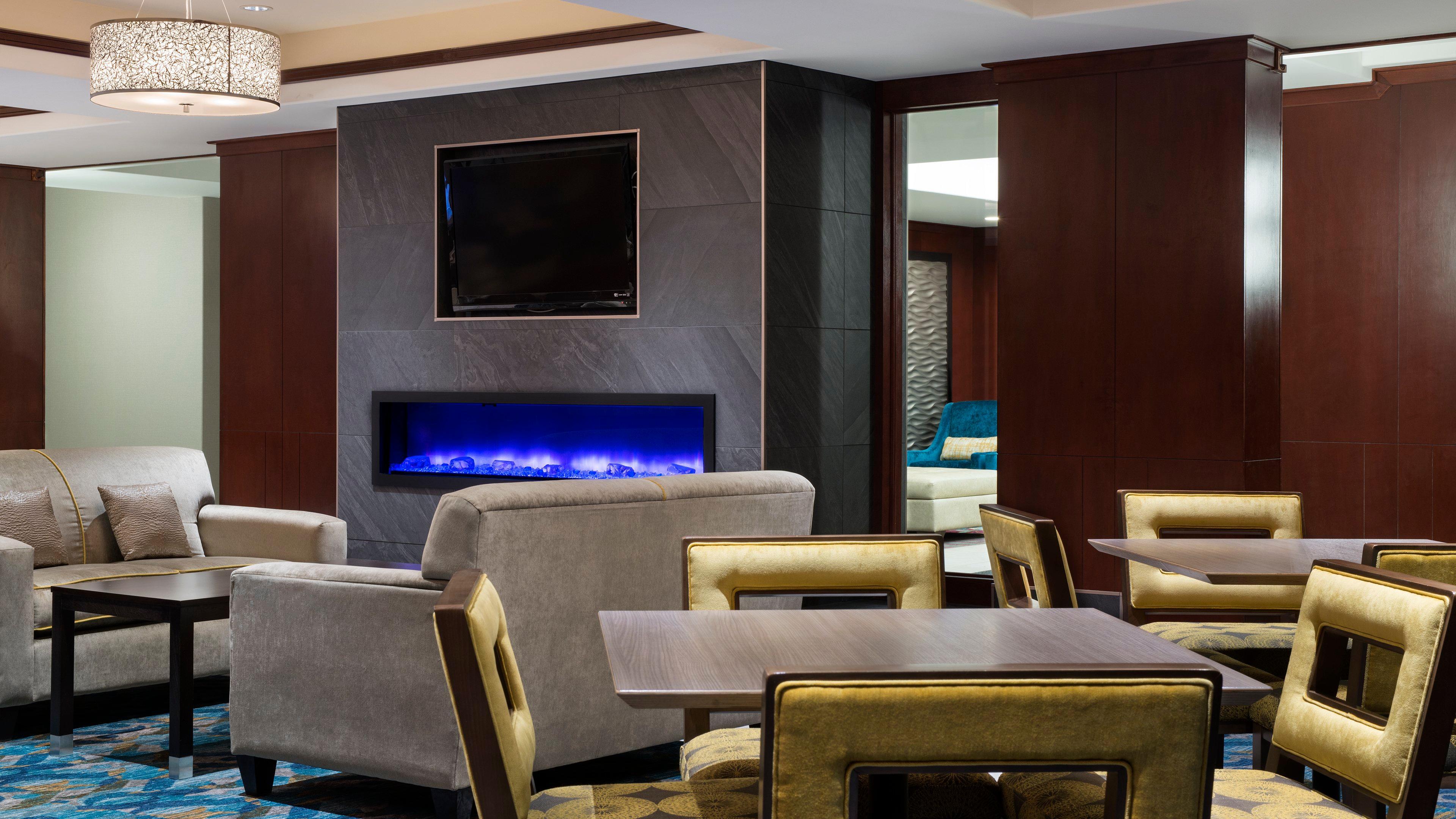 Holiday Inn Express Hotel & Suites Sherwood Park-Edmonton Area By Ihg Екстериор снимка