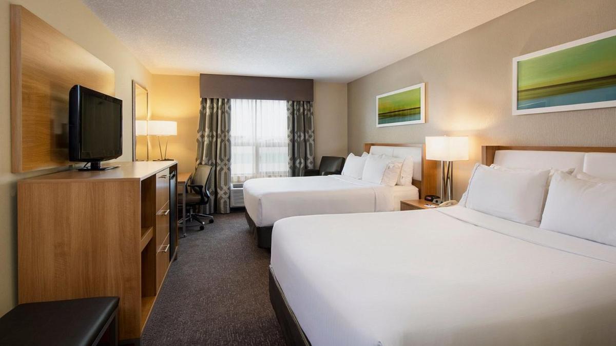 Holiday Inn Express Hotel & Suites Sherwood Park-Edmonton Area By Ihg Екстериор снимка