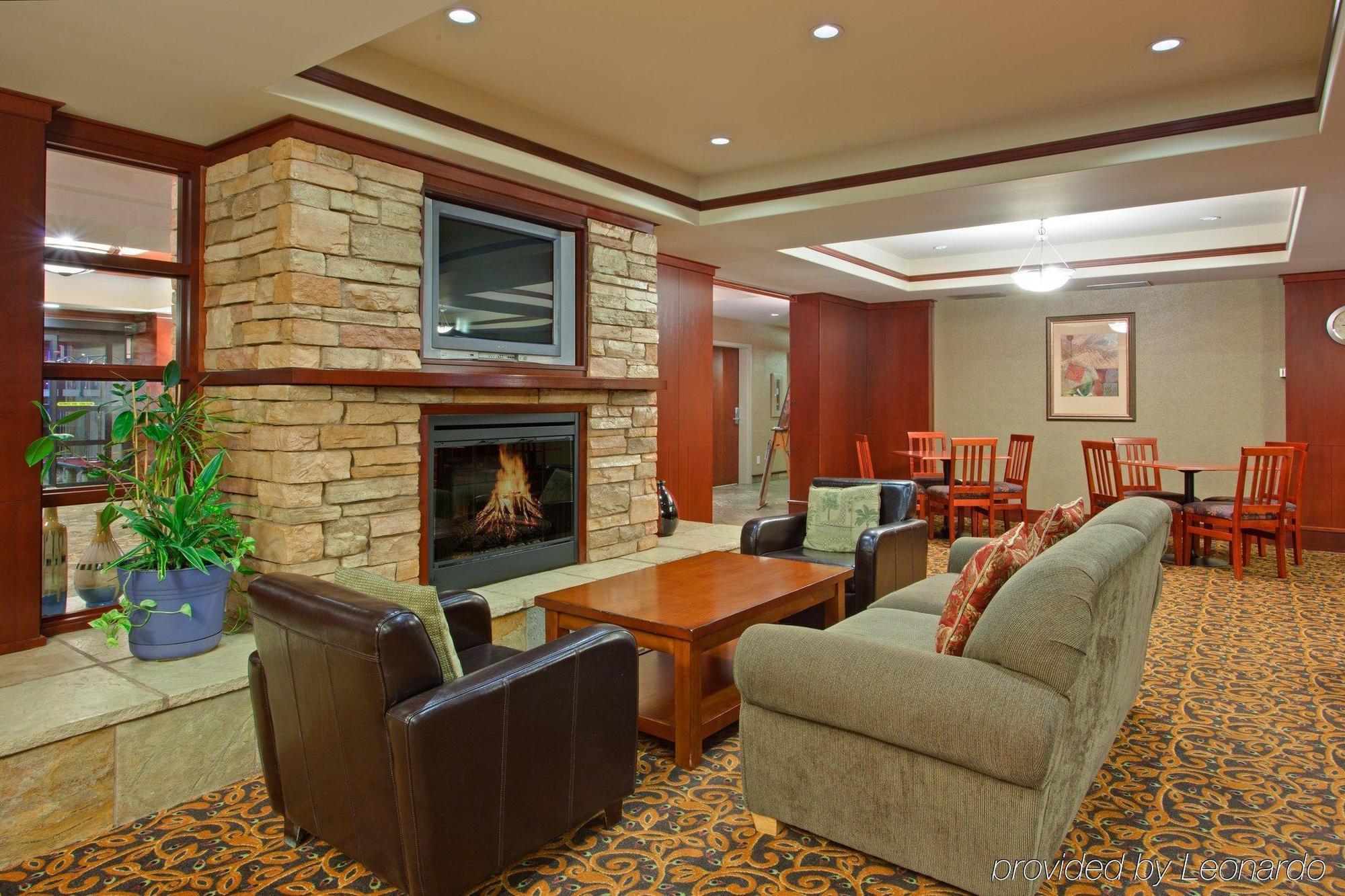 Holiday Inn Express Hotel & Suites Sherwood Park-Edmonton Area By Ihg Интериор снимка