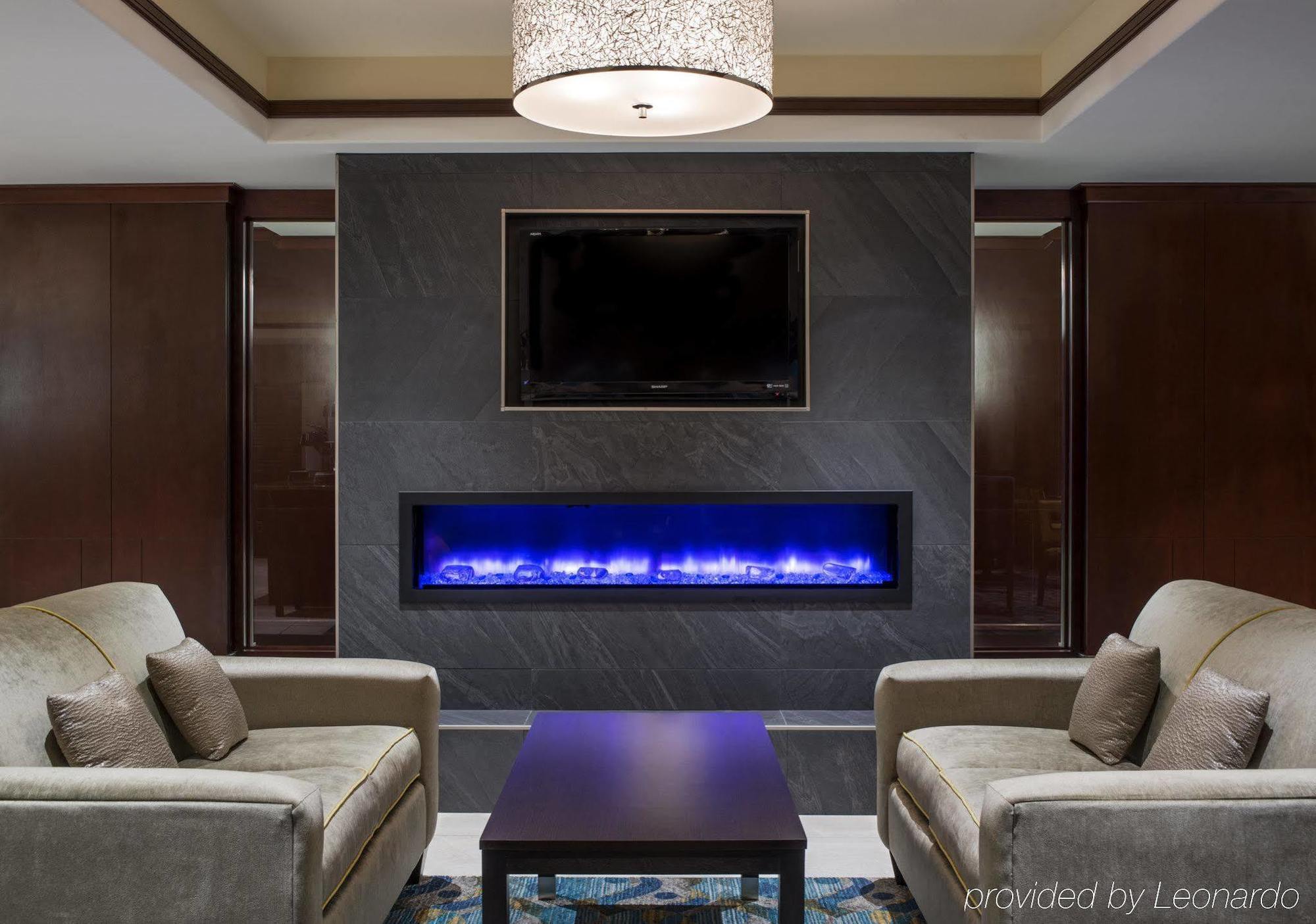 Holiday Inn Express Hotel & Suites Sherwood Park-Edmonton Area By Ihg Екстериор снимка