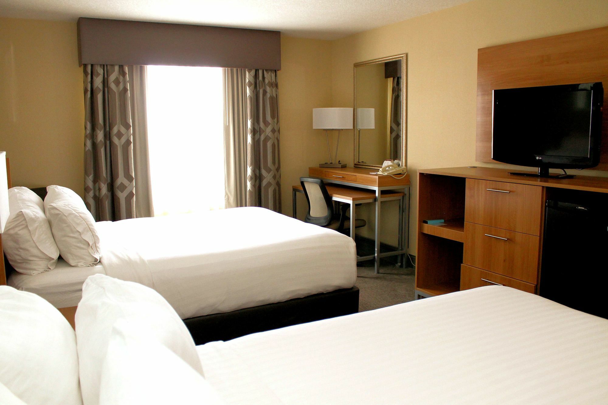 Holiday Inn Express Hotel & Suites Sherwood Park-Edmonton Area By Ihg Екстериор снимка