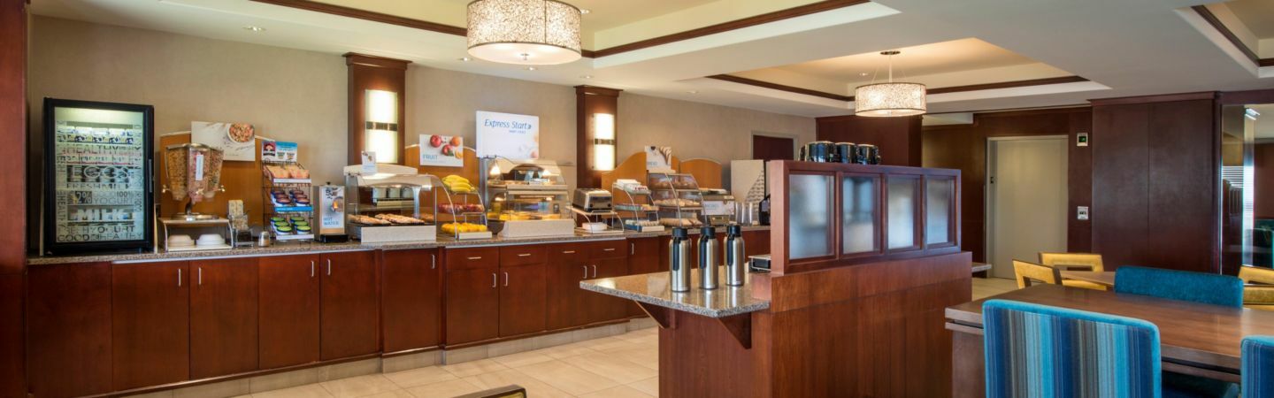 Holiday Inn Express Hotel & Suites Sherwood Park-Edmonton Area By Ihg Екстериор снимка