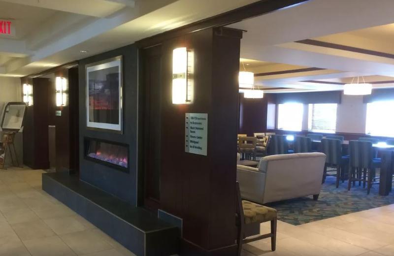 Holiday Inn Express Hotel & Suites Sherwood Park-Edmonton Area By Ihg Екстериор снимка