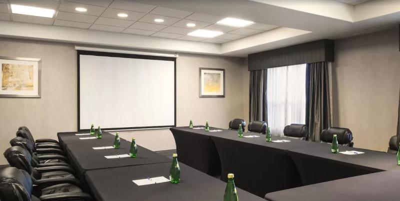 Holiday Inn Express Hotel & Suites Sherwood Park-Edmonton Area By Ihg Екстериор снимка